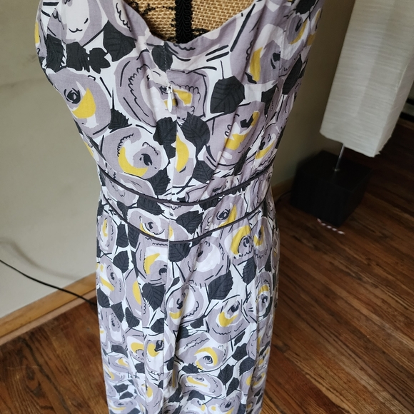 Boden Gray Geometric Fit & Flare Knee Length Dress Size 6 Regular 6R - Picture 7 of 9